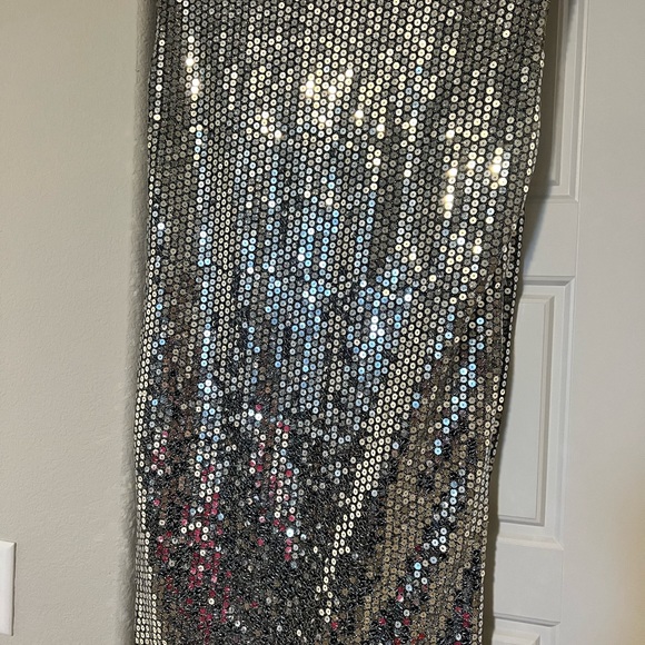 Zara dress - Picture 3 of 6